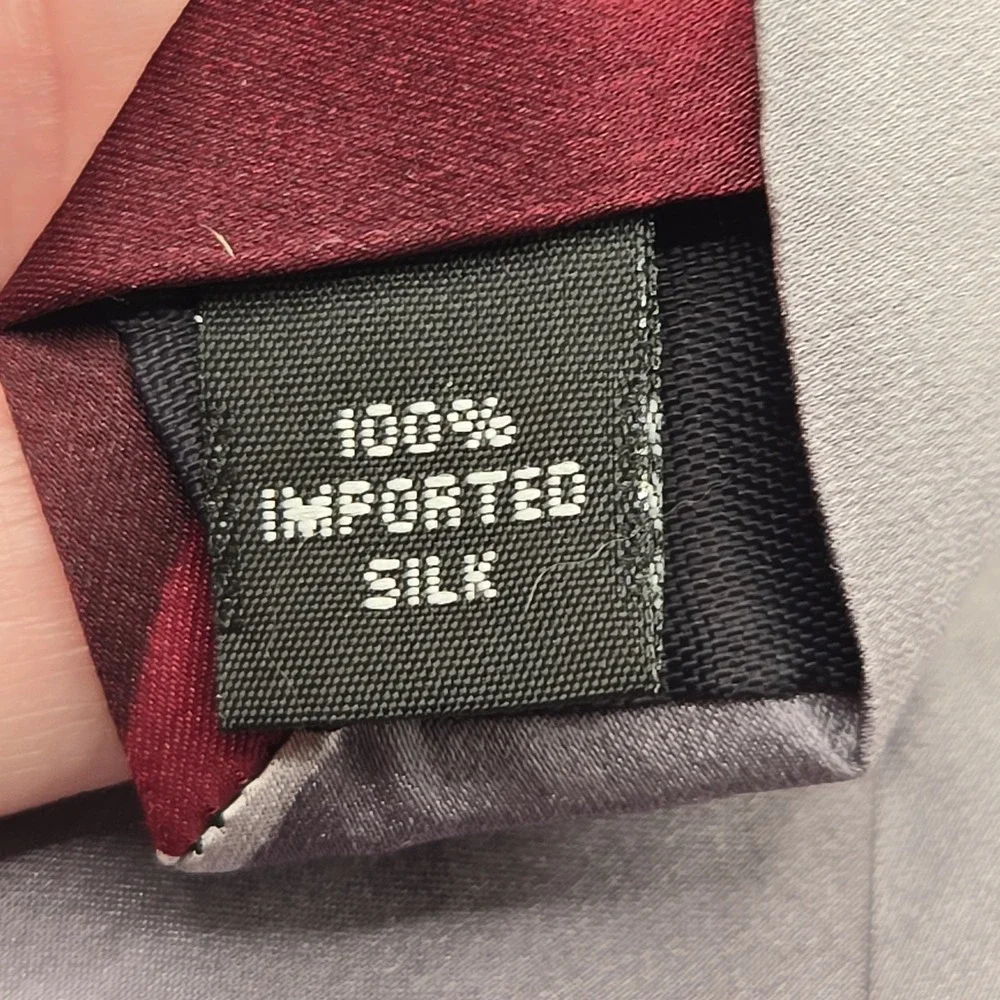 Palatina Mens Red‎ & Gray Silk Tie, 100% Imported Silk